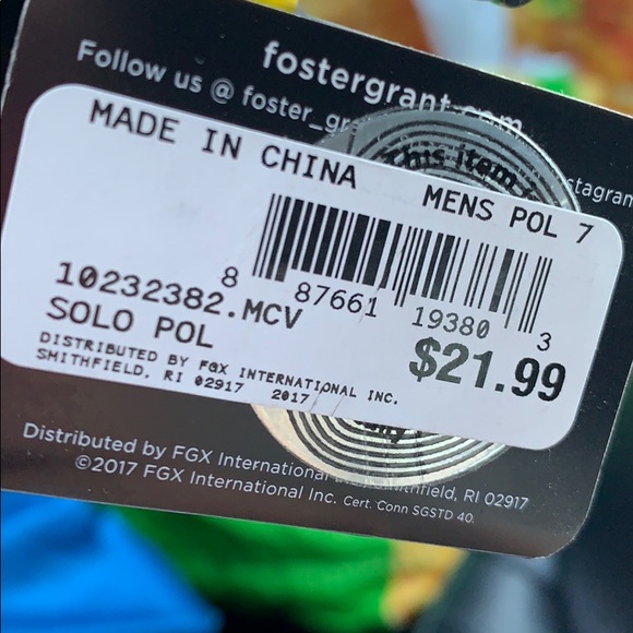 Foster Grant sunglasses 🕶 - Picture 7 of 8